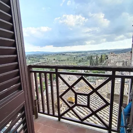 Cisterna 33 Apartment San Gimignano