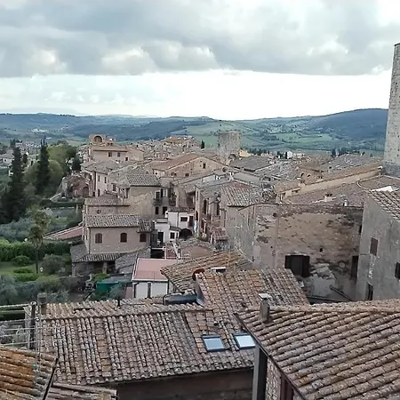 Apartment Cisterna 33 San Gimignano