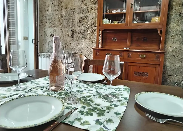 Appartement Cisterna 33 *